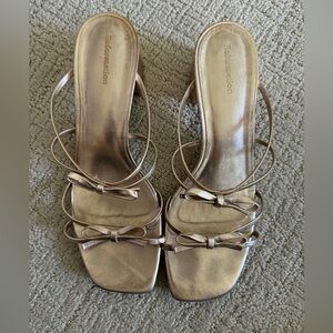 Reformation Elodie Heels - size 7 - champagne gold